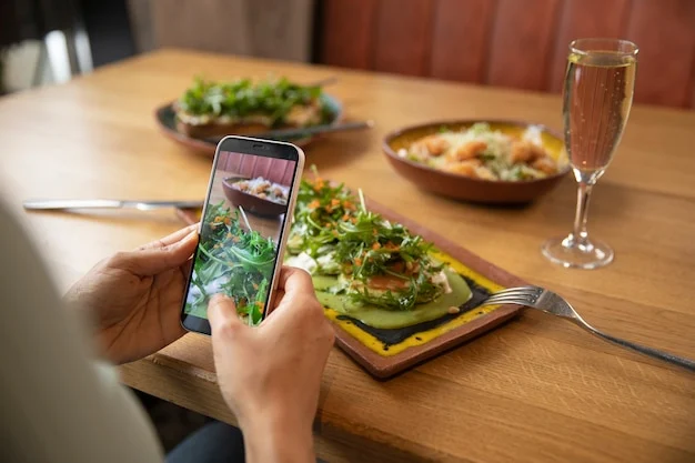 Top 10 Restaurant Trends Shaping the Dining Industry in 2025